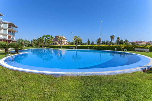 Zonnig golfappartement met zwembad op 800m van strand in Oliva Nova - thumbnail 4