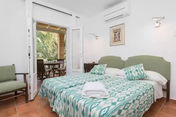 Villa Herdain: vrijstaande villa met privézwembad aan de golfbaan bij Alcúdia - thumbnail 6