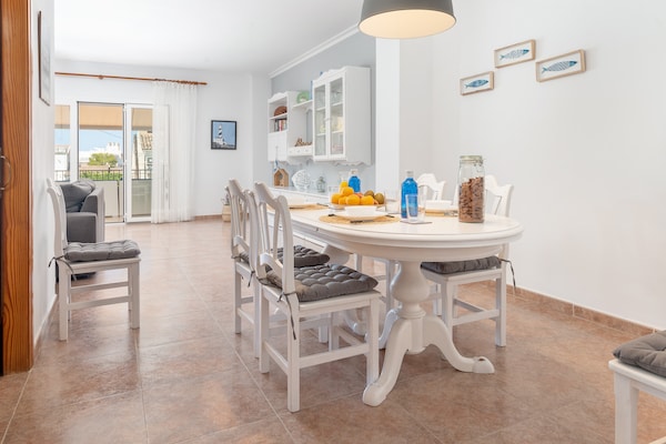 Op 500 m van het strand: Ruime tent voor 6 personen in Ca'n Picafort - thumbnail 3