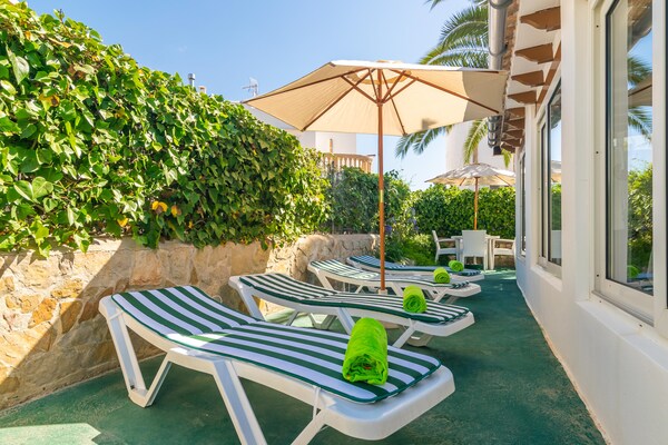 Gezinstent aan de golfbaan in Cala d'Or, strand op 300 meter - thumbnail 3