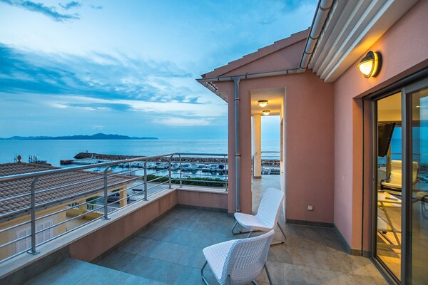 Luxe villa Bohemi met privé-zwembad en zeezicht in Son Serra de Marina - thumbnail 6