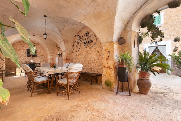 Authentieke Mallorcaanse villa met privézwembad aan de golfbaan bij Felanitx - thumbnail 4