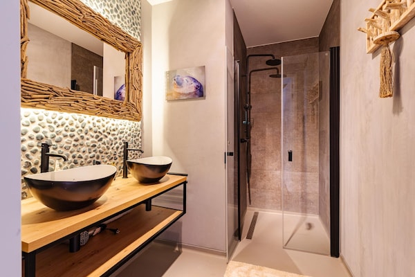 Luxe appartement Vista Maris 'Somaris' met panoramisch uitzicht op de Oosterschelde - thumbnail 4
