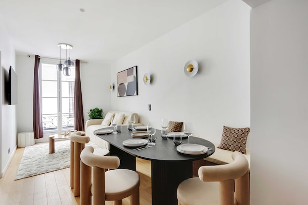 Licht appartement met 2 slaapkamers in Quartier Latin, vlakbij Notre-Dame - thumbnail 2
