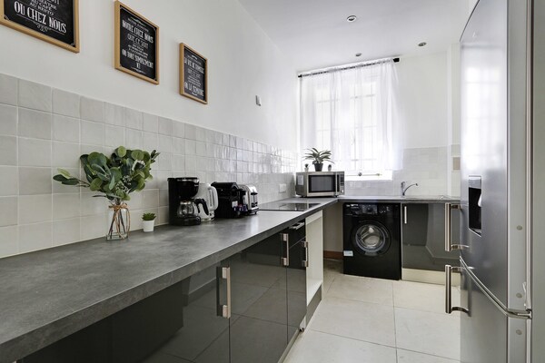 Luxe 8-persoons appartement bij Porte Maillot, 4 slaapkamers - thumbnail 6