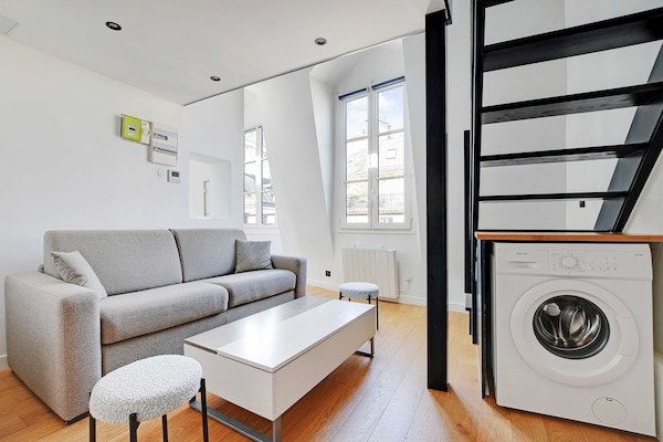 Charmant mezzanine appartement in de Marais, vlakbij Place des Vosges - thumbnail 2