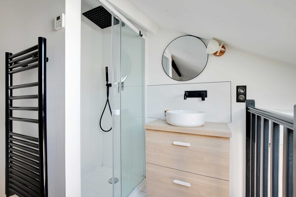 Charmant mezzanine appartement in de Marais, vlakbij Place des Vosges - thumbnail 5