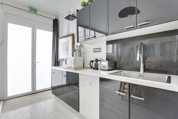 Licht modern appartement 6p bij Bastille, 2 badkamers - thumbnail 2
