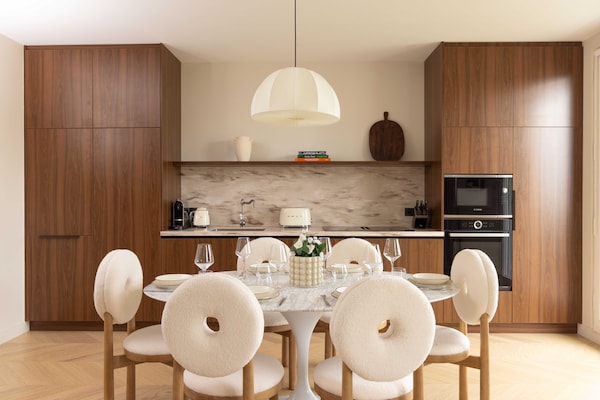 Elegant appartement bij Place de l'Alma, 4 personen, 101 m², 2 slaapkamers - thumbnail 3