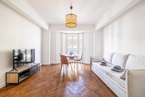 Gerenoveerd appartement op 2 minuten van La Croisette in Cannes - thumbnail 1
