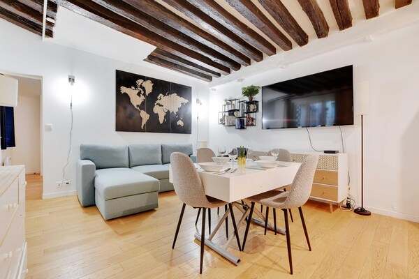 Gerenoveerd appartement in hartje 1e arrondissement, vlakbij metro - thumbnail 4
