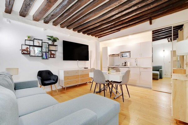 Gerenoveerd appartement in hartje 1e arrondissement, vlakbij metro - thumbnail 5