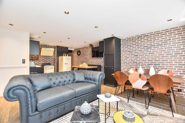 Ruim 8-persoons appartement in Parijs, vlakbij metrolijn 4 - thumbnail 1