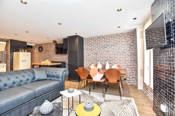 Ruim 8-persoons appartement in Parijs, vlakbij metrolijn 4 - thumbnail 3