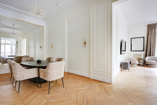 Ruim en elegant appartement van 120 m² in de chique wijk Porte Dauphine, Parijs - thumbnail 3