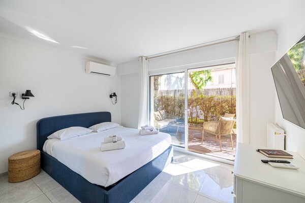 Licht appartement met 20m² terras in het hart van Cannes - thumbnail 5