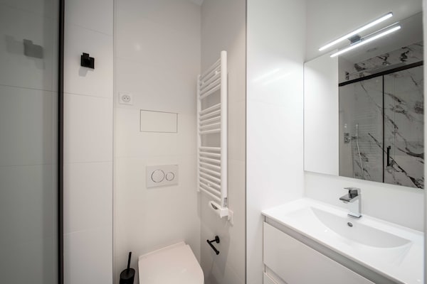 Licht appartement voor 4 personen in het centrum van Cannes - thumbnail 6