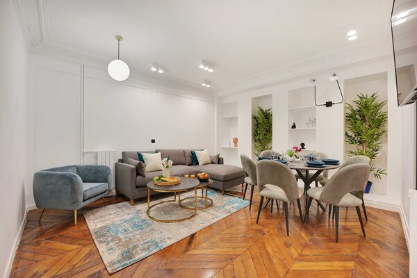Verfijnd appartement met 2 slaapkamers in bruisend South Pigalle, Parijs - thumbnail 6