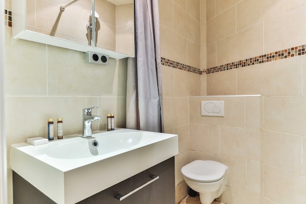 Sfeervol appartement in Chaillot, vlakbij de Eiffeltoren en Arc de Triomphe - thumbnail 5