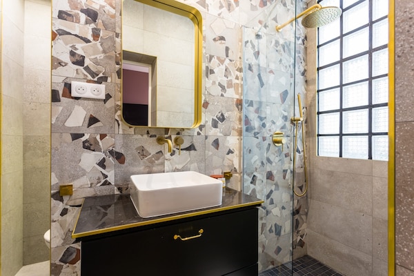 Modern 4-persoons appartement in levendig Charonne, Parijs – 91 m² - thumbnail 6