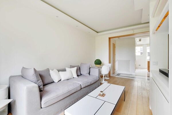 Charmant appartement met balkon in het 15e arrondissement van Parijs - thumbnail 6