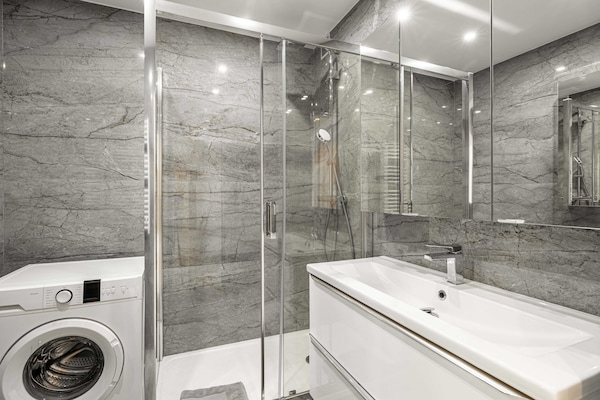 Licht appartement in het centrum van Juan-les-Pins, Antibes · 66 m² - thumbnail 6