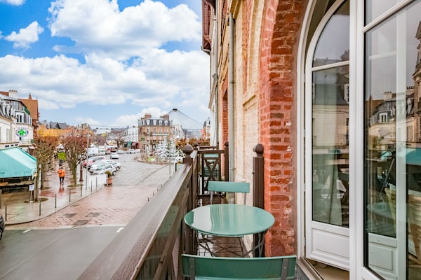 Luxe duplex appartement op Place Morny in Deauville - thumbnail 2