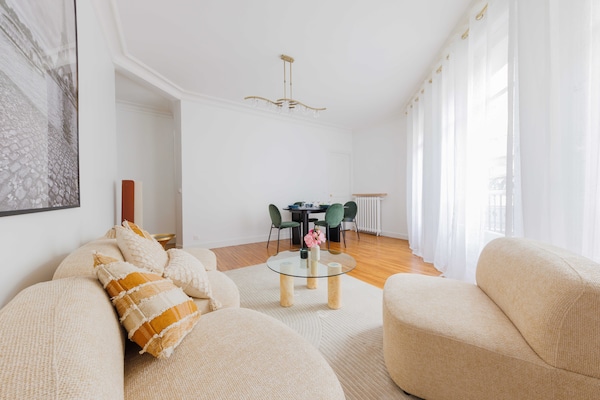 Ruim appartement met 2 slaapkamers in levendig Beaugrenelle, Parijs - thumbnail 6