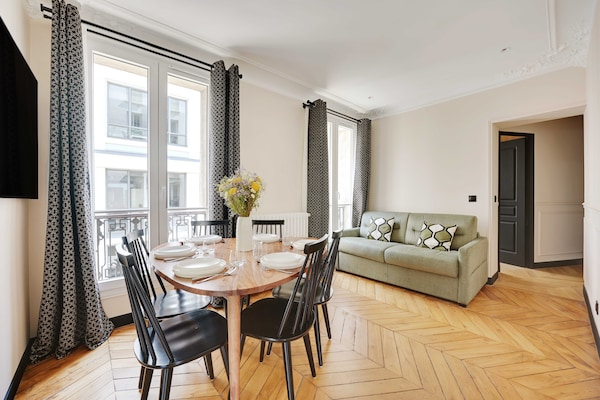 Stijlvol appartement voor 6 bij de Arc de Triomphe - thumbnail 1