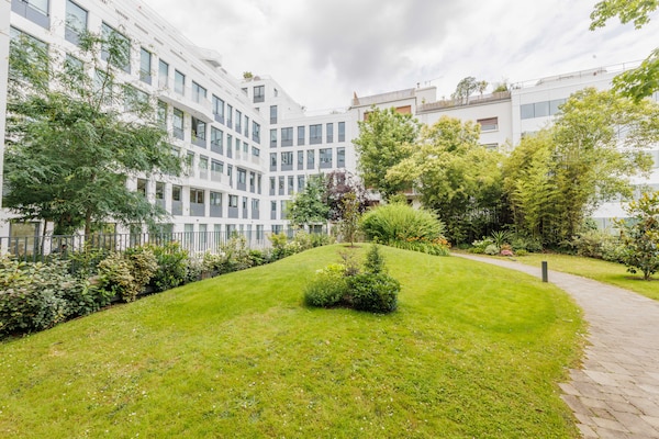 Lichte studio van 17m² in groen Neuilly-sur-Seine nabij Bois de Boulogne - thumbnail 6