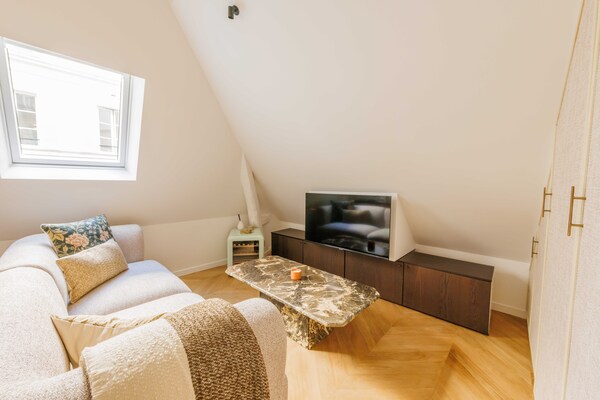 Stijlvol gerenoveerd appartement in hartje Parijs, 2 min van metro Tuileries - thumbnail 6