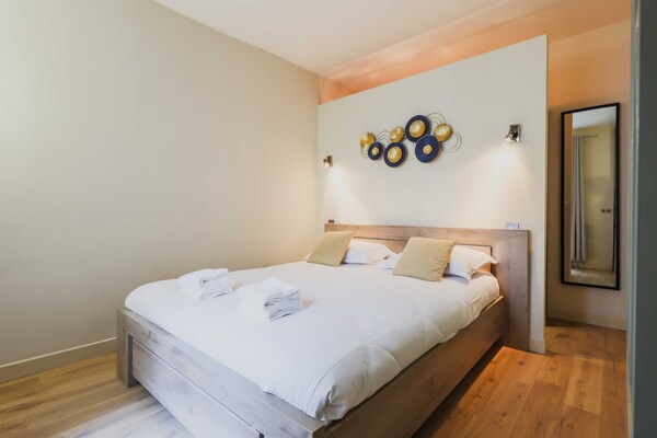 Modern appartement voor 4 bij Parc Monceau, Parijs 17e - thumbnail 3