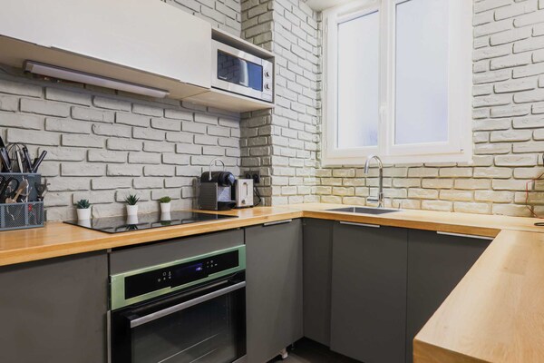 Modern appartement voor 4 bij Parc Monceau, Parijs 17e - thumbnail 4