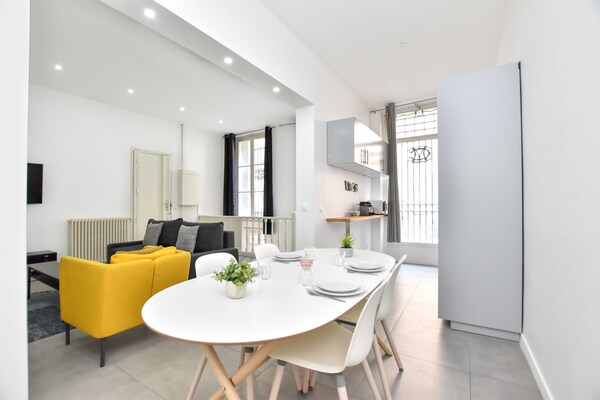 Verfijnd appartement 65m² in chique Madeleine, Parijs 8e arrondissement - thumbnail 3