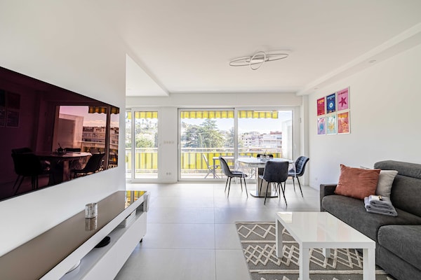 Zonnig appartement met zuidterras en panoramisch uitzicht over Cannes - thumbnail 2