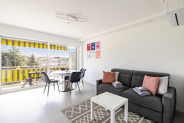 Zonnig appartement met zuidterras en panoramisch uitzicht over Cannes - thumbnail 3