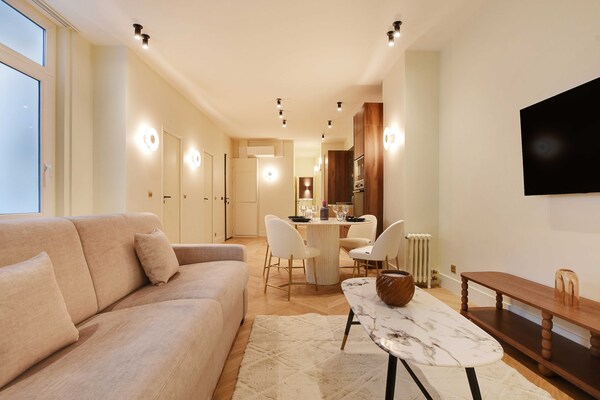 Luxe appartement met uitzicht op Jardin du Luxembourg – 6 personen - thumbnail 6
