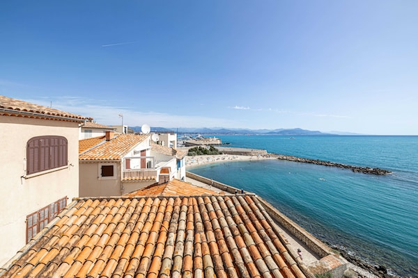 Charmant appartement in het hart van oud Antibes, vlakbij strand - thumbnail 2