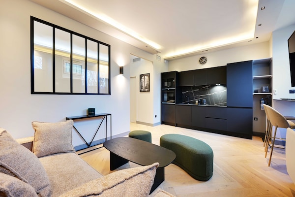 Stijlvol appartement op de begane grond in het 7e arrondissement van Parijs - thumbnail 2