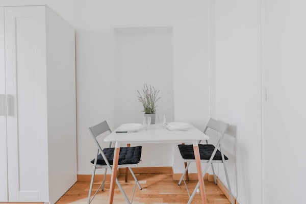 Intiem studio-appartement voor twee in Levallois-Perret - thumbnail 5