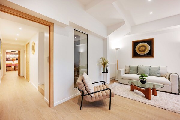 Grandioos appartement 12p nabij Trocadero – Parijs 16e - thumbnail 2