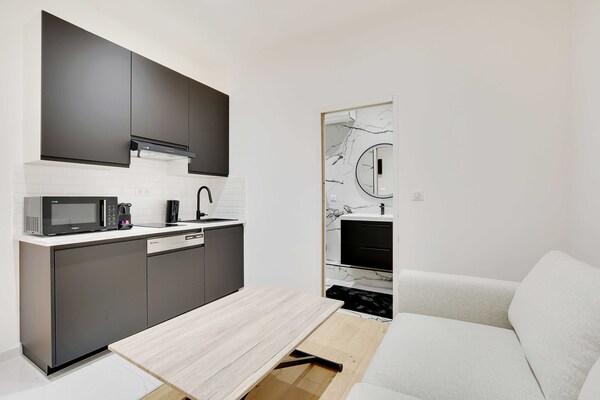 Knus modern appartement voor 4 in bruisend Oberkampf, Parijs - thumbnail 6