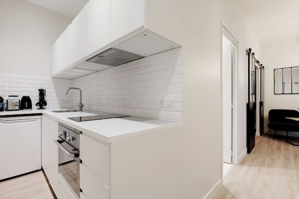 Elegant appartement in Saint-Ambroise, vlakbij Cirque d'Hiver - thumbnail 6