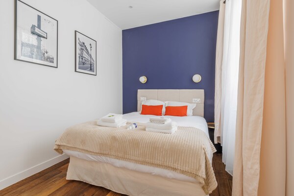 Licht appartement met 2 slaapkamers bij Gare de l'Est in Parijs - thumbnail 3