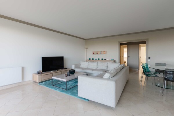 Luxe appartement 100m² bij het strand en casino van Deauville - thumbnail 3