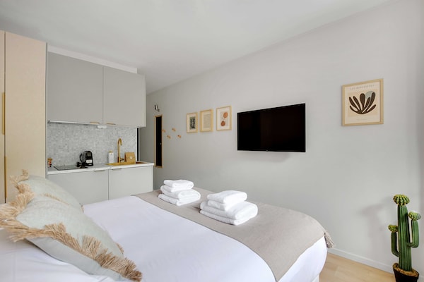 Modern en comfortabel appartement in Meudon voor 2 personen · 18 m² - thumbnail 6