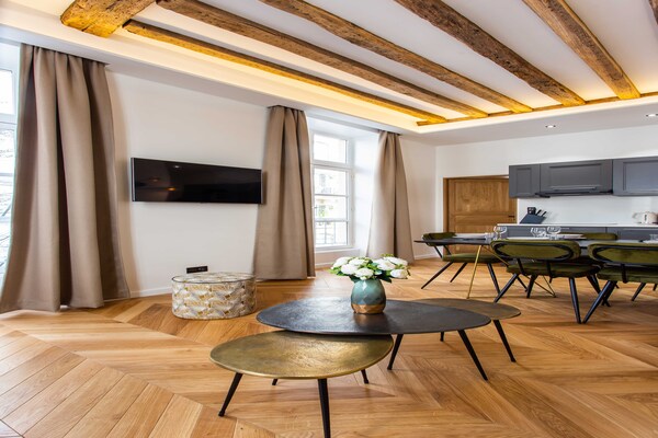 Charmant 2-slaapkamerappartement in de bruisende Marais, vlakbij Place de la République - thumbnail 6