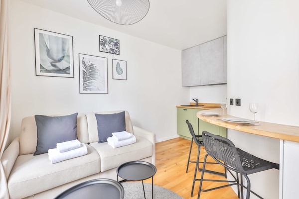 Charmant appartement aan de Crémieuxstraat in Parijs voor 2 personen - thumbnail 3
