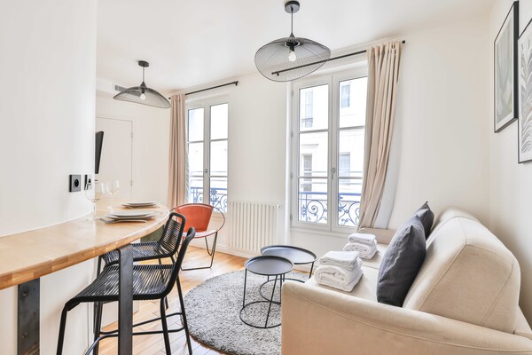 Charmant appartement aan de Crémieuxstraat in Parijs voor 2 personen - thumbnail 4