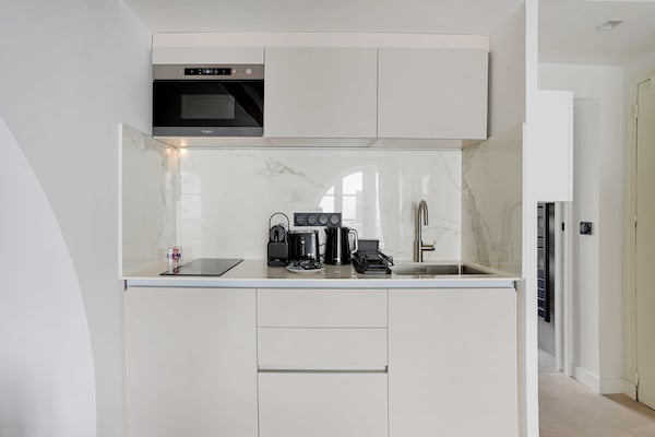 Rustig appartement in het hart van Parijs (1e arrondissement) - thumbnail 3